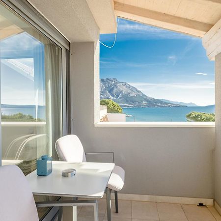 Rogac Rooms & Restaurant Omis Exterior photo